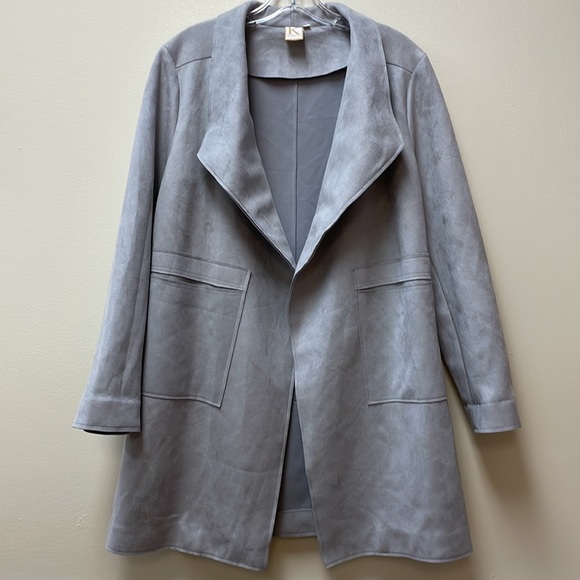 K By Kinnucan’s Adventure Grey Faux Suede Coat!!🔥🔥🔥 - Picture 6 of 16